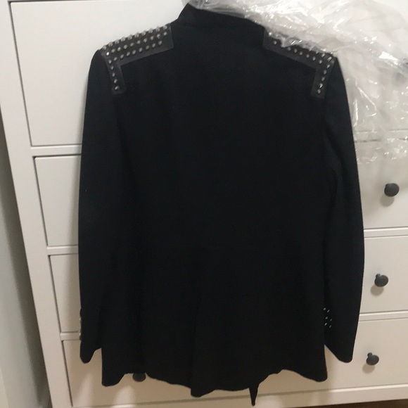 Coat - Picture 5 of 5